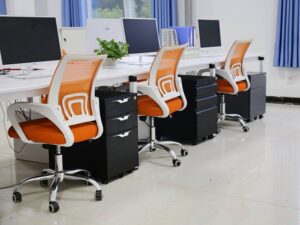 Tự Vệ Sinh Ghế Văn Phòng Nhanh Gọn, Sạch Đến 99%